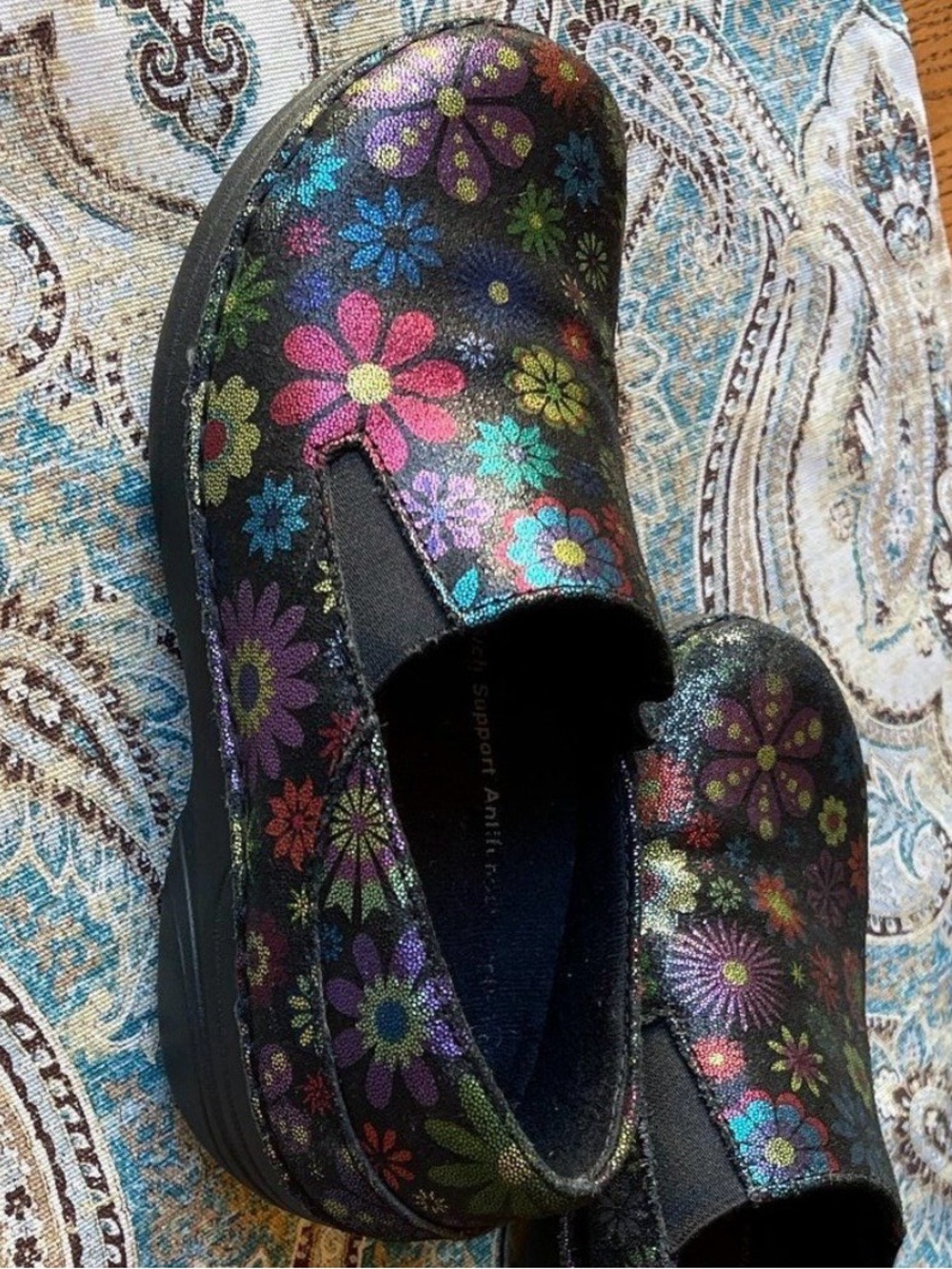 Bare Traps Spring Step Floral Leather Work Clogs Black 6M Slip Resistant